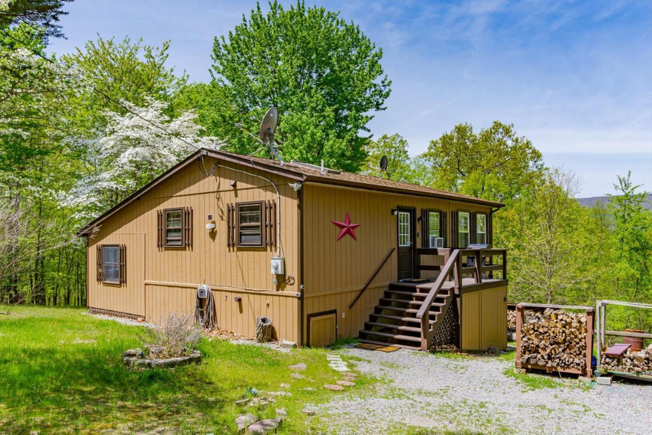 River Access Cabin With Hot Tub, Fire Pit, & Wifi! Morton Grove Εξωτερικό φωτογραφία